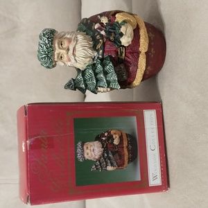 Windsor Collection Santa Collectible Figurine